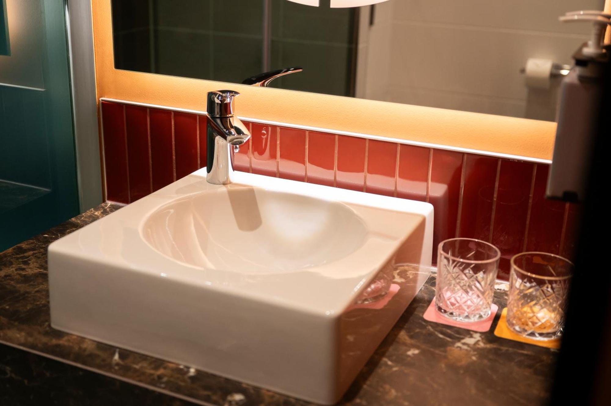 Tribe - Opened December 2025 4* Den Haag